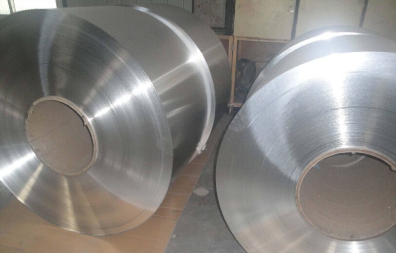 鎂合金兩種不同模具和加工溫度下抗拉強度的變化。