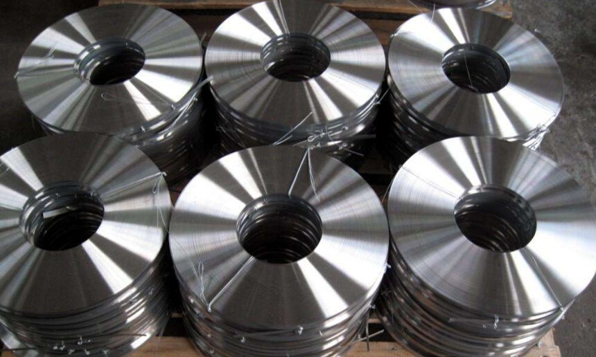 什么是鋁合金材料擠壓機(jī)，以及鋁合金擠壓特點(diǎn)